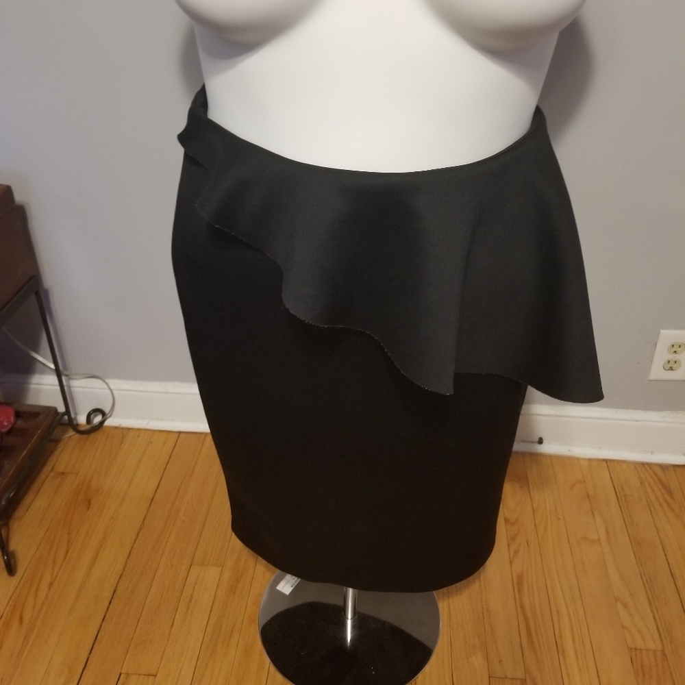 Eloqui Black Peplum Skirt